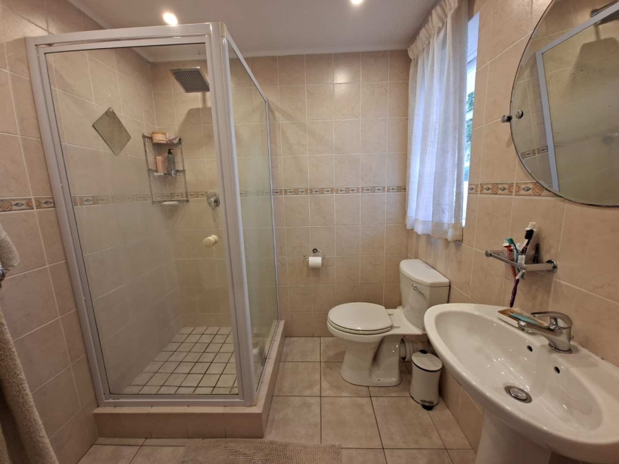 4 Bedroom Property for Sale in Constantia Western Cape